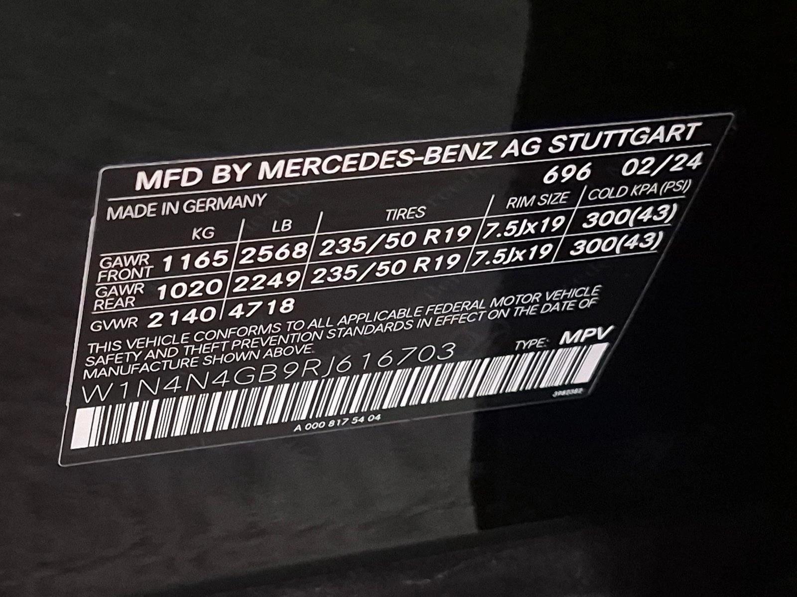 Used 2024 Night Black Mercedes-Benz GLA 250 image 17