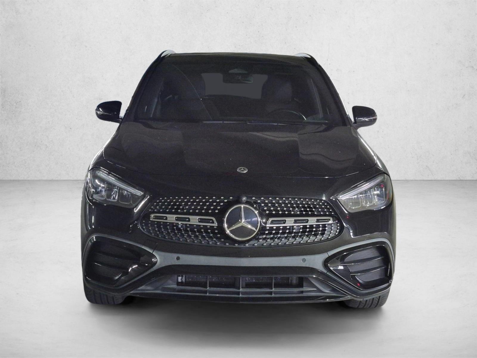 Used 2024 Night Black Mercedes-Benz GLA 250 image 2