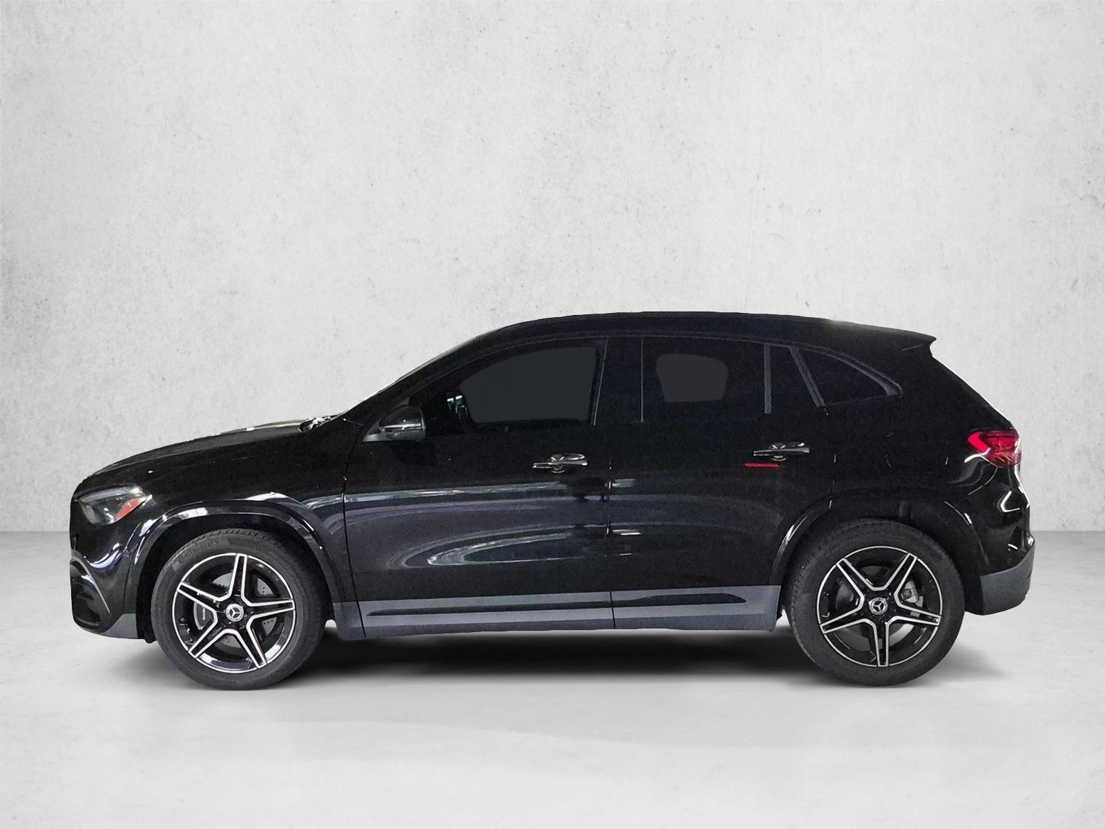 Used 2024 Night Black Mercedes-Benz GLA 250 image 8