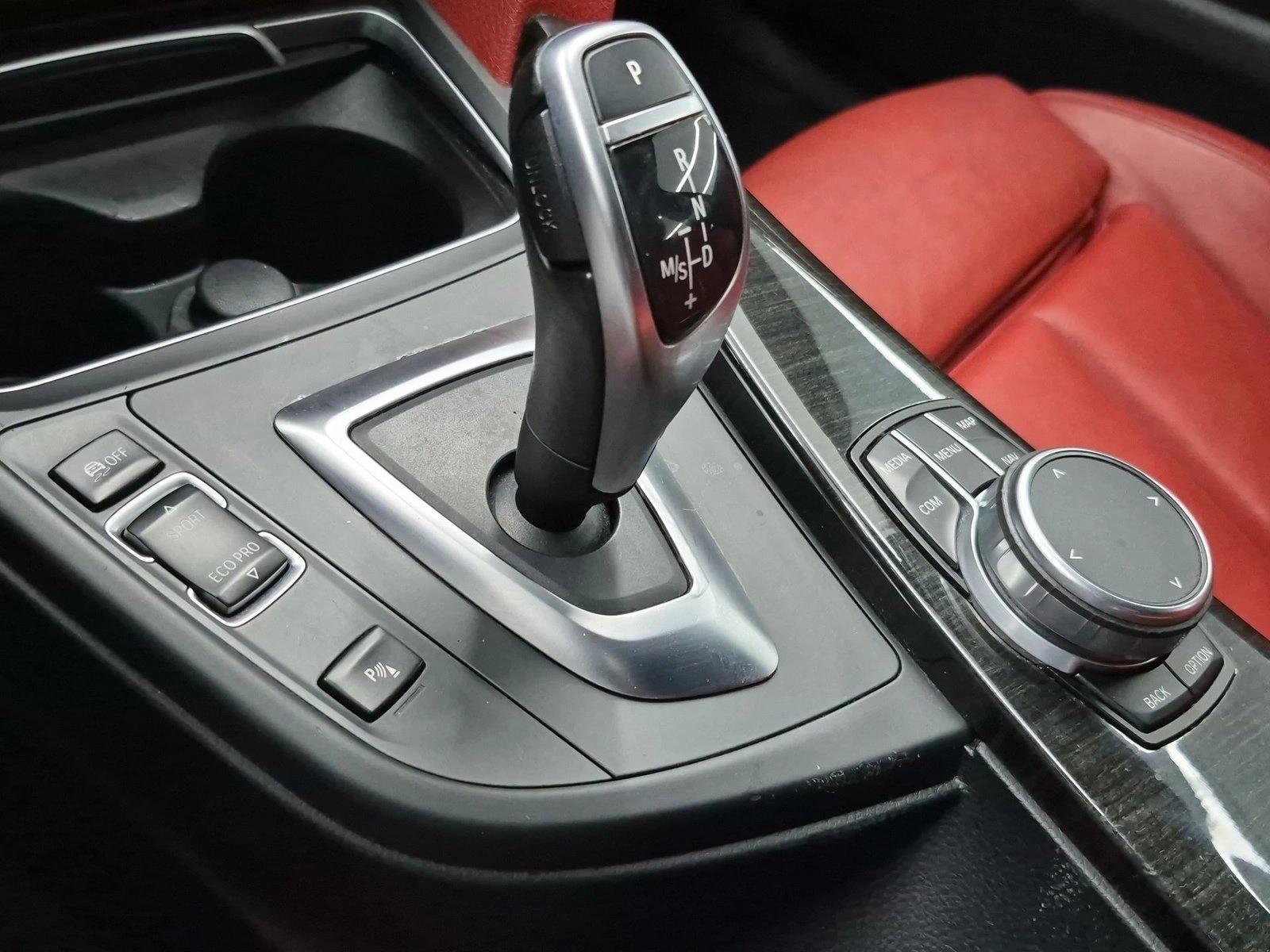 Used 2019 Alpine White BMW 440i image 12