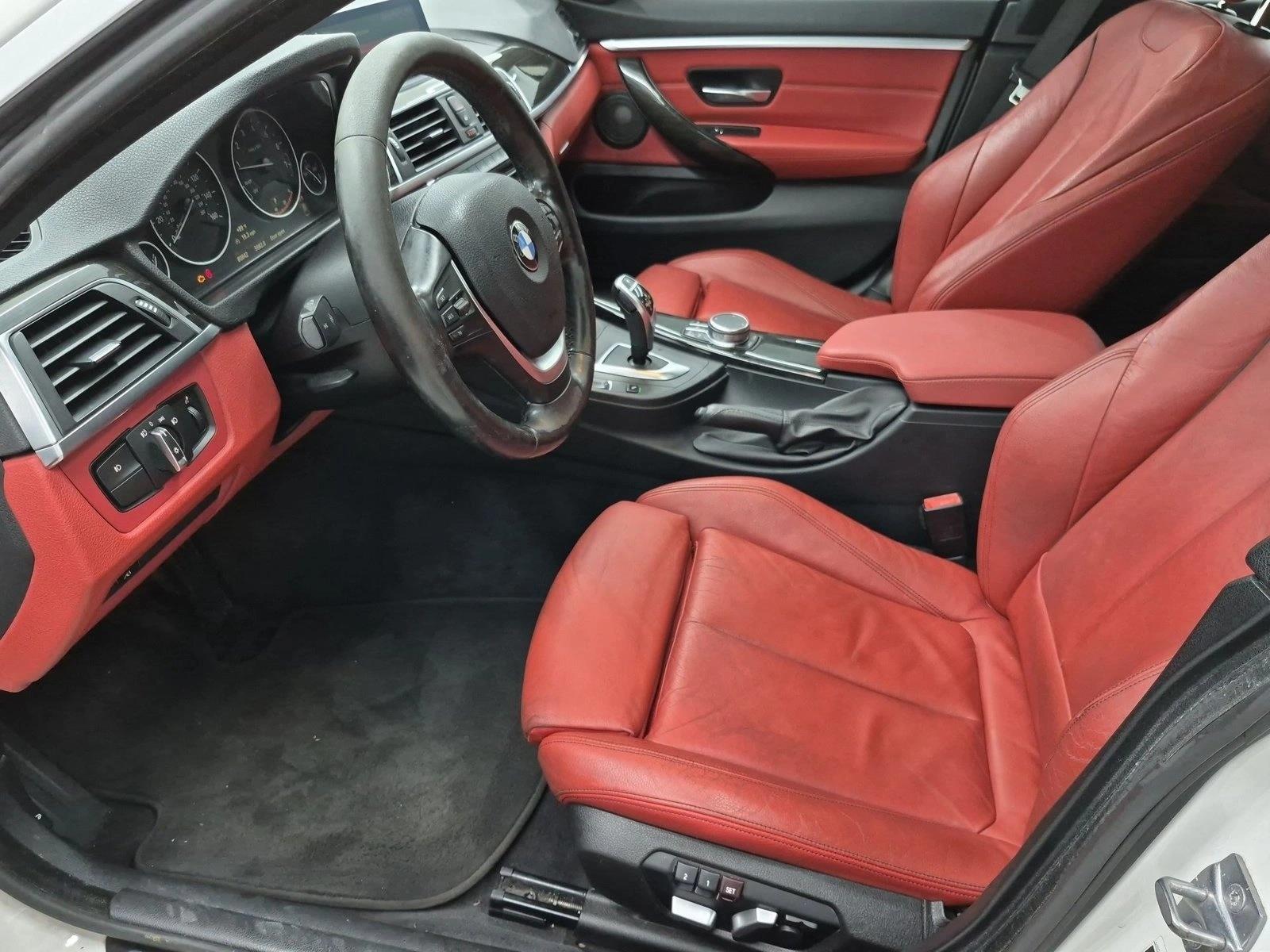 Used 2019 Alpine White BMW 440i image 17