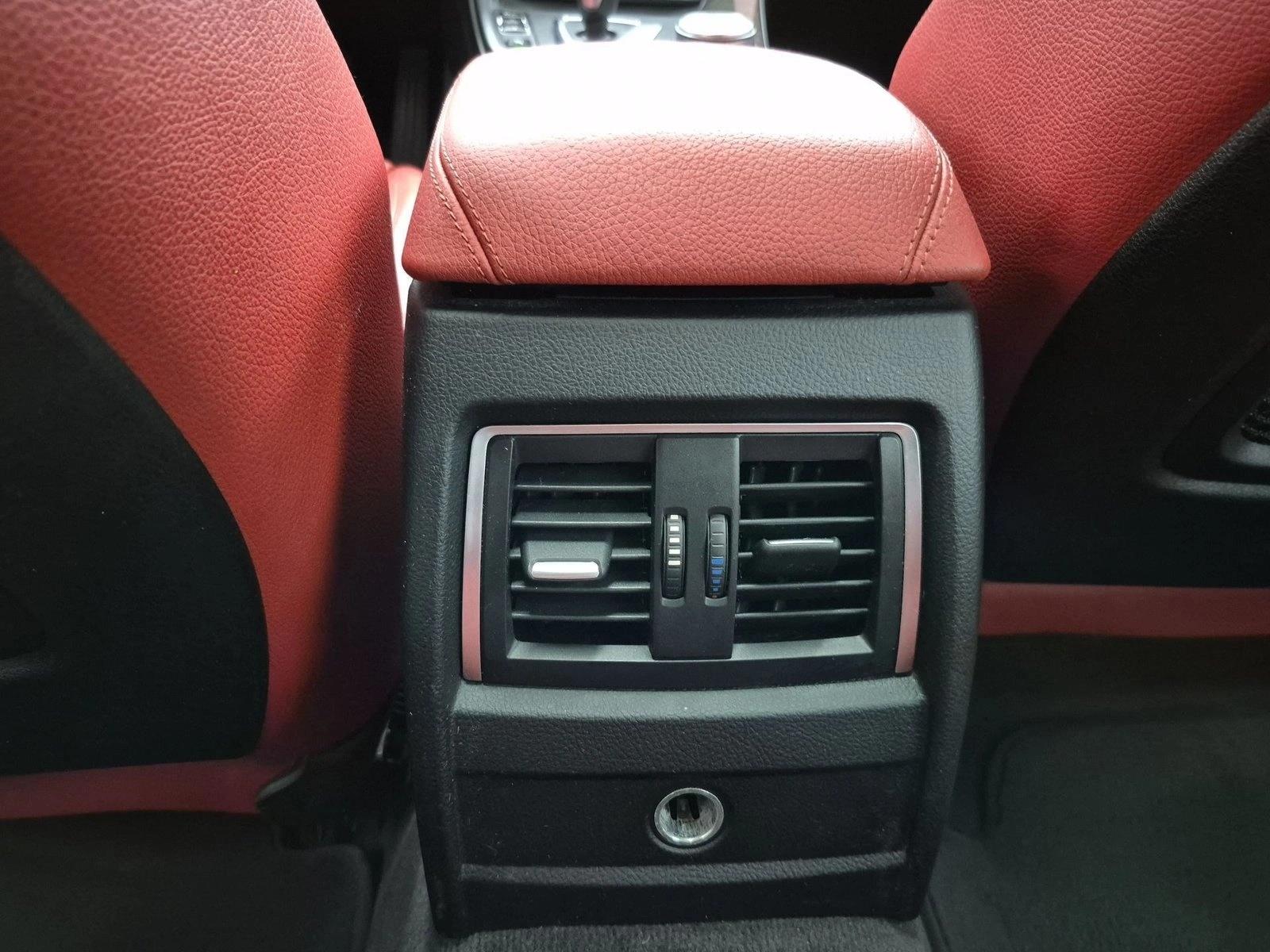 Used 2019 Alpine White BMW 440i image 18