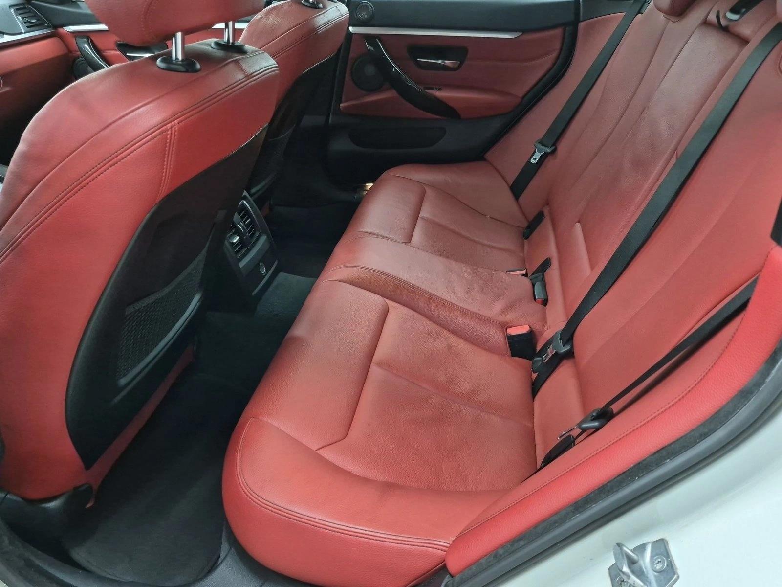 Used 2019 Alpine White BMW 440i image 20