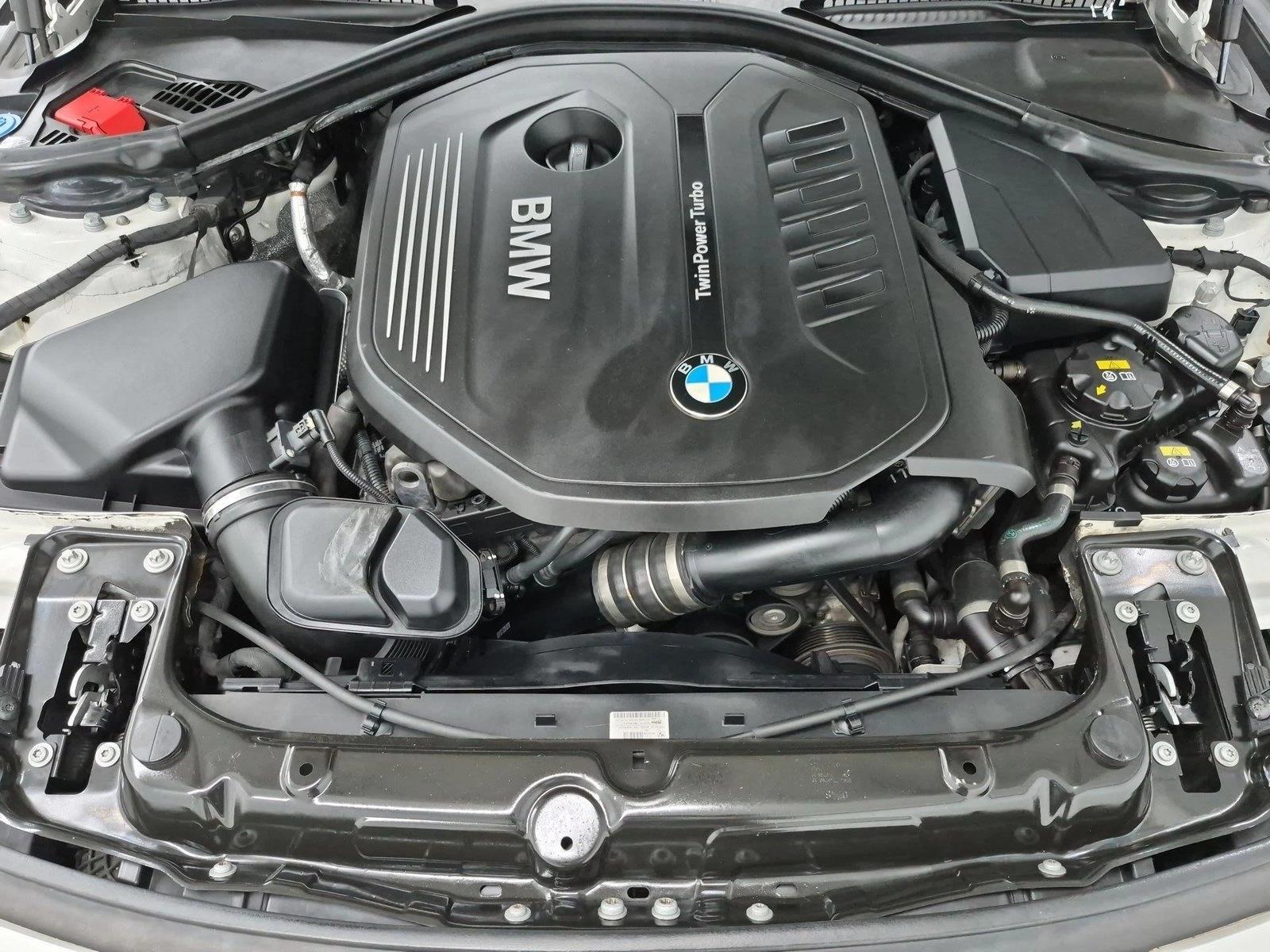 Used 2019 Alpine White BMW 440i image 24