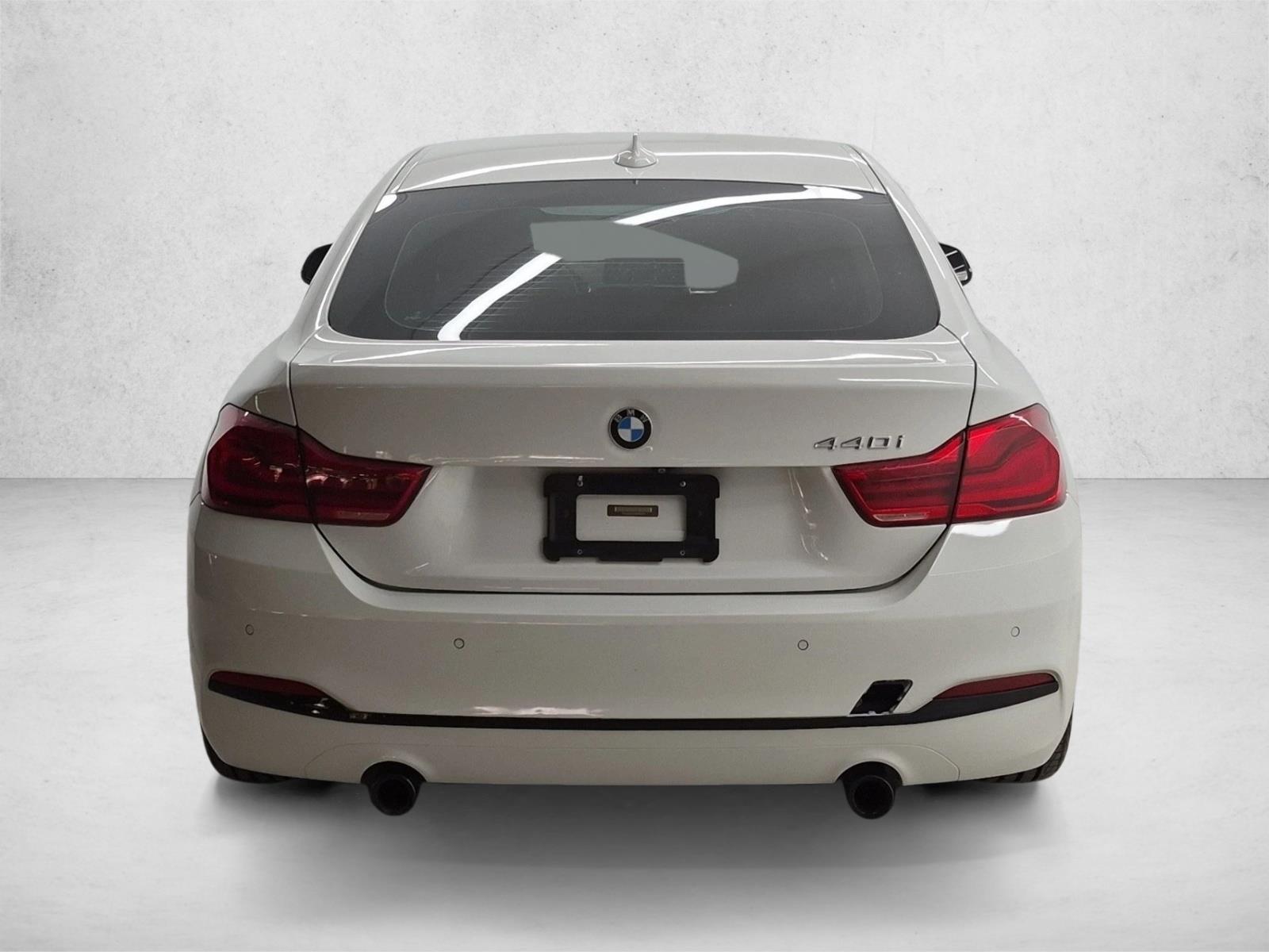 Used 2019 Alpine White BMW 440i image 7