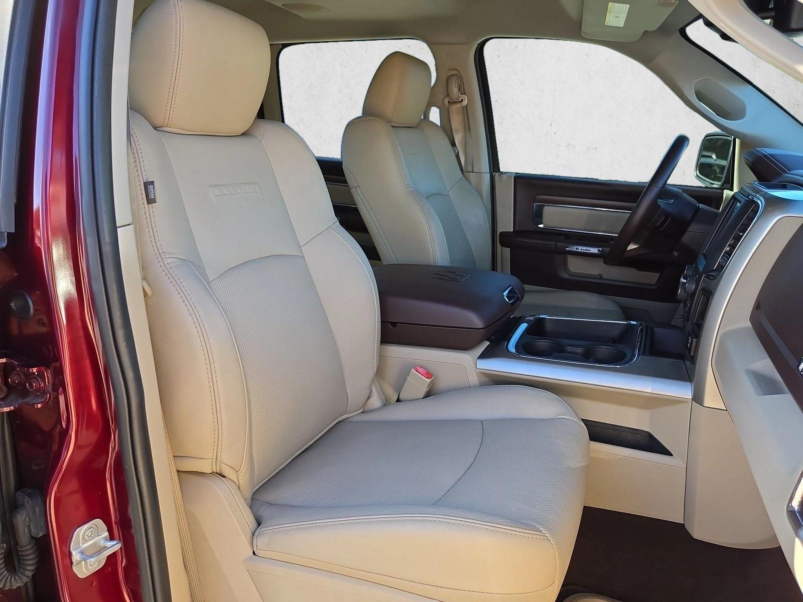 Used 2016 Delmonico Red Pearlcoat Ram Laramie image 15