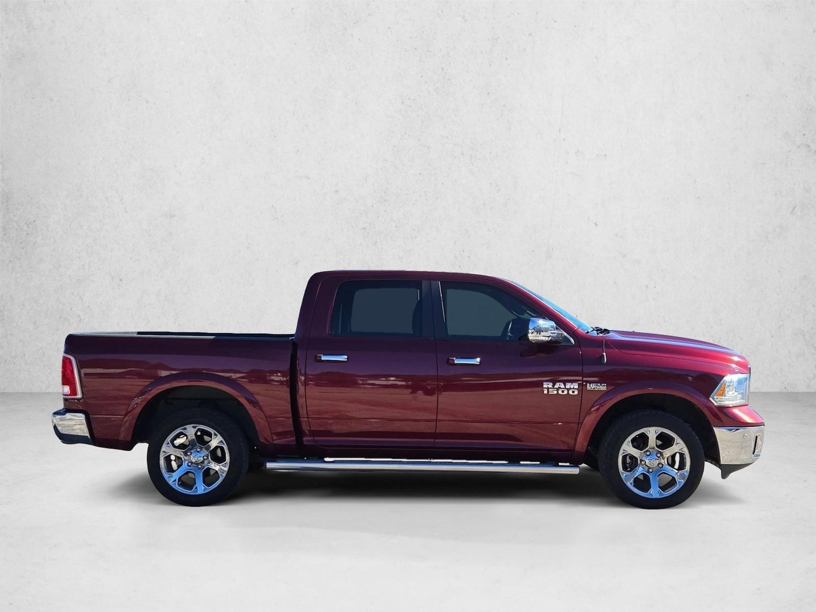 Used 2016 Delmonico Red Pearlcoat Ram Laramie image 4