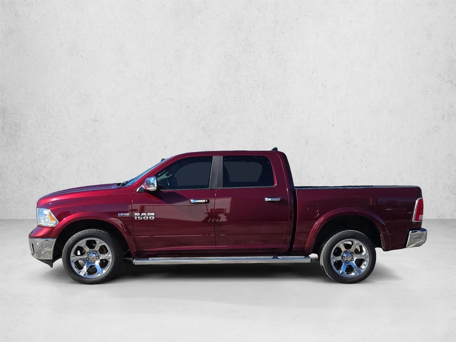 Used 2016 Delmonico Red Pearlcoat Ram Laramie image 8