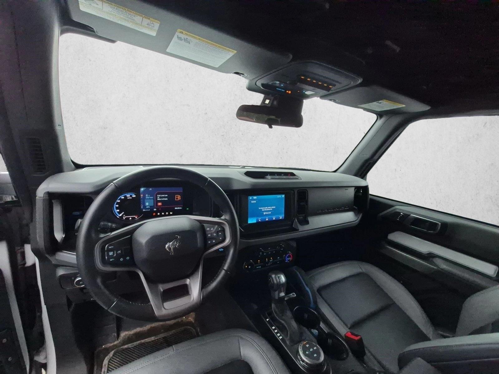 Used 2023 Oxford White Ford Black Diamond image 12