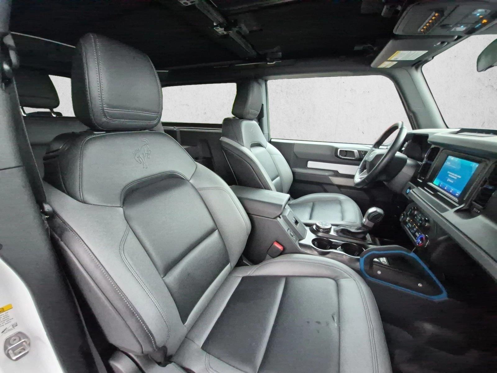 Used 2023 Oxford White Ford Black Diamond image 13