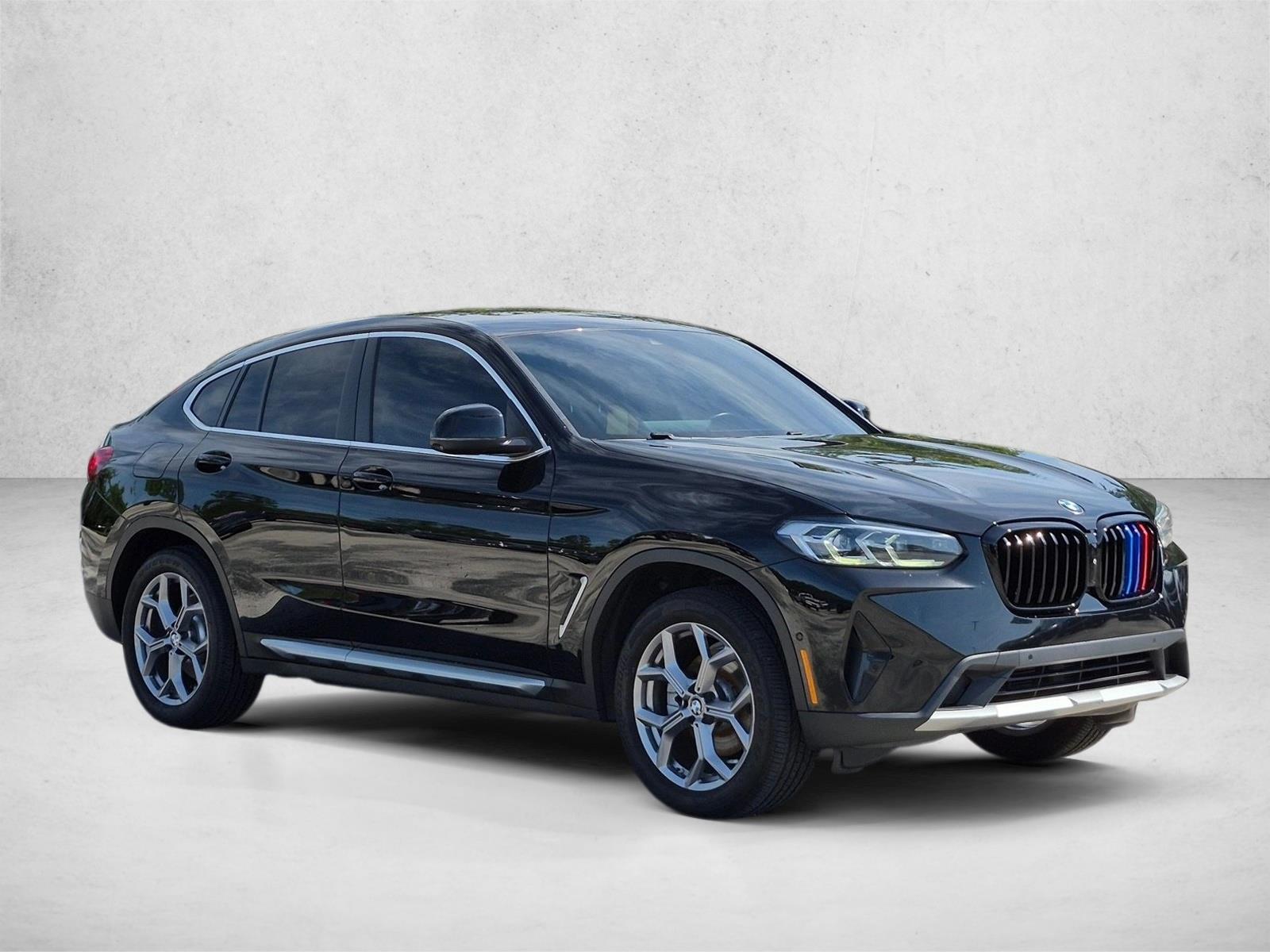 Used 2022 Jet Black BMW xDrive30i image 3