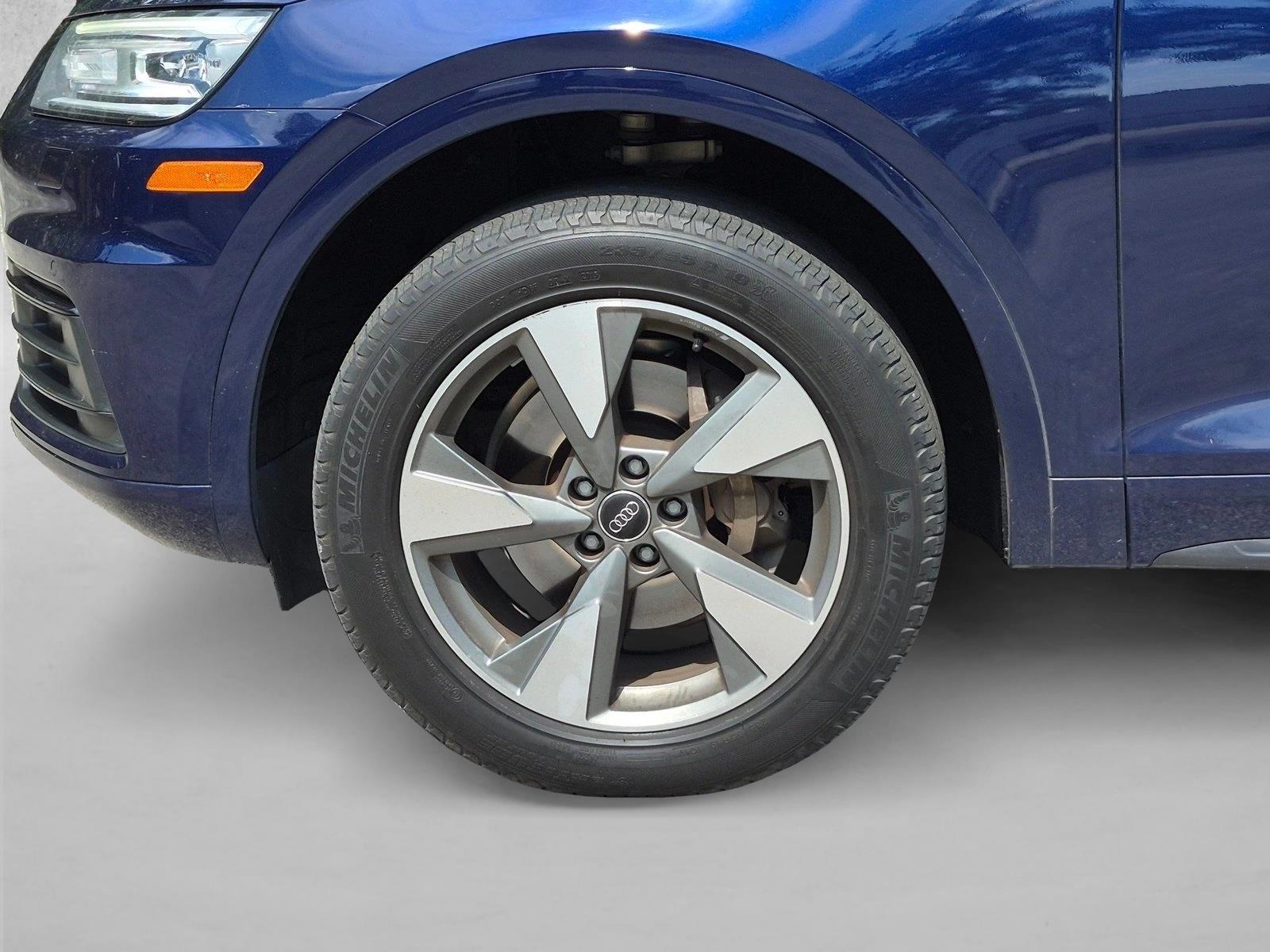 Used 2020 Navarra Blue Metallic Audi Premium image 9