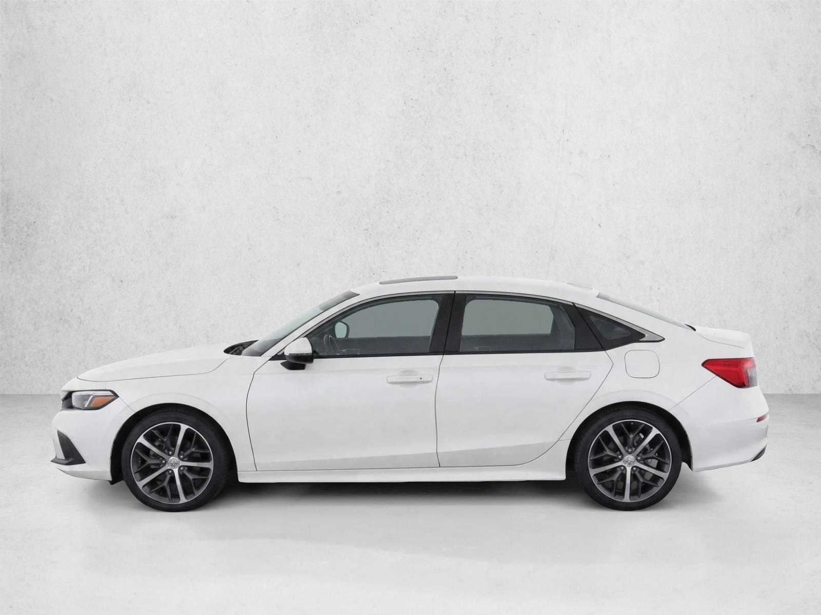 Used 2024 Platinum White Pearl Honda Touring image 4