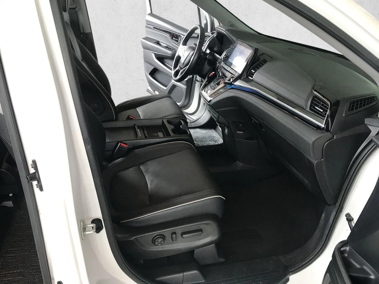 Used 2024 Platinum White Pearl Honda Elite image 23