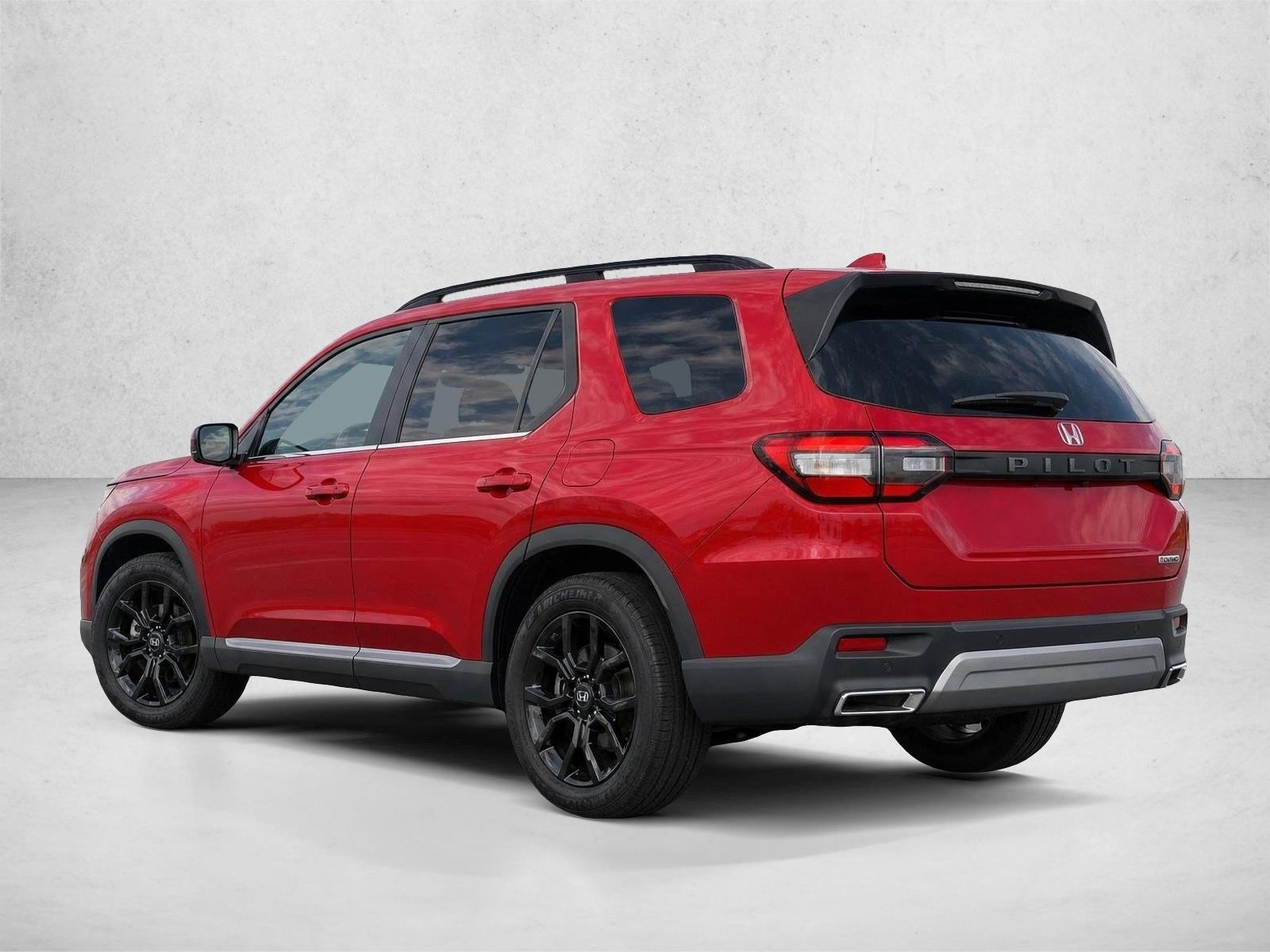 Used 2023 Radiant Red Metallic Ii Honda TrailSport image 5