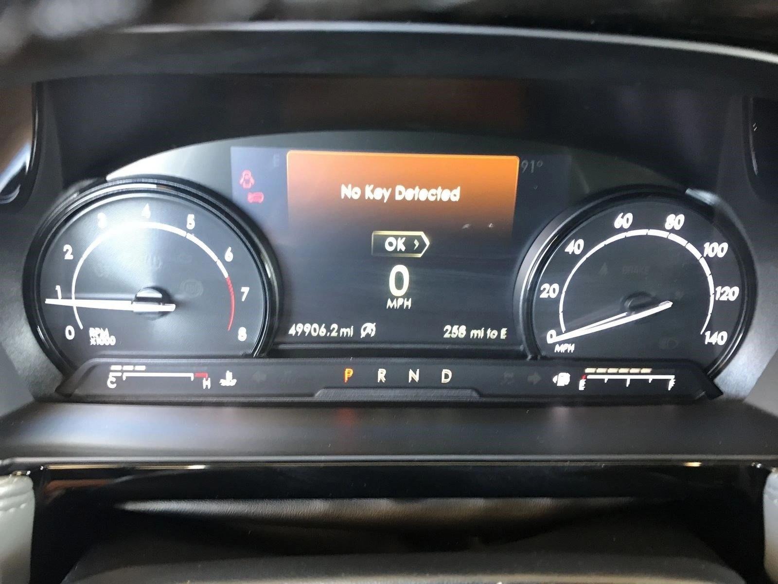 Used 2021 Infinite Black Lincoln Standard image 10