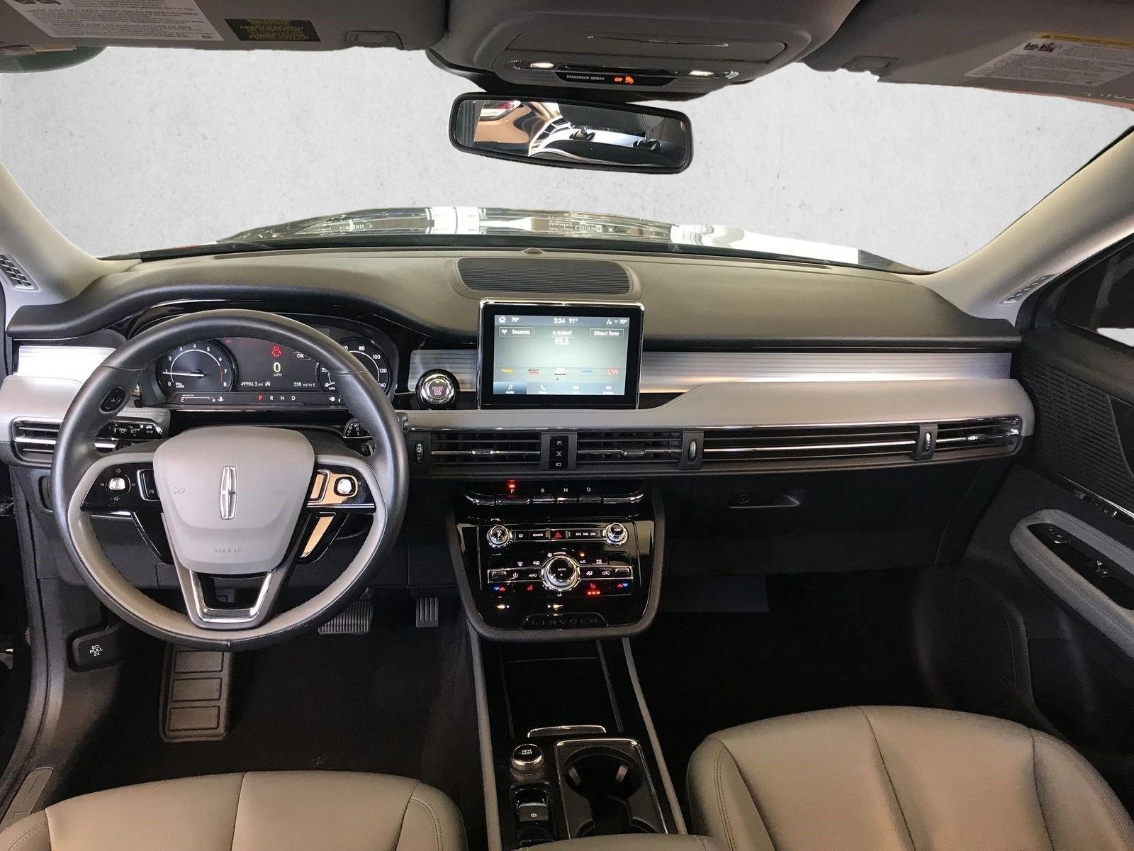 Used 2021 Infinite Black Lincoln Standard image 9