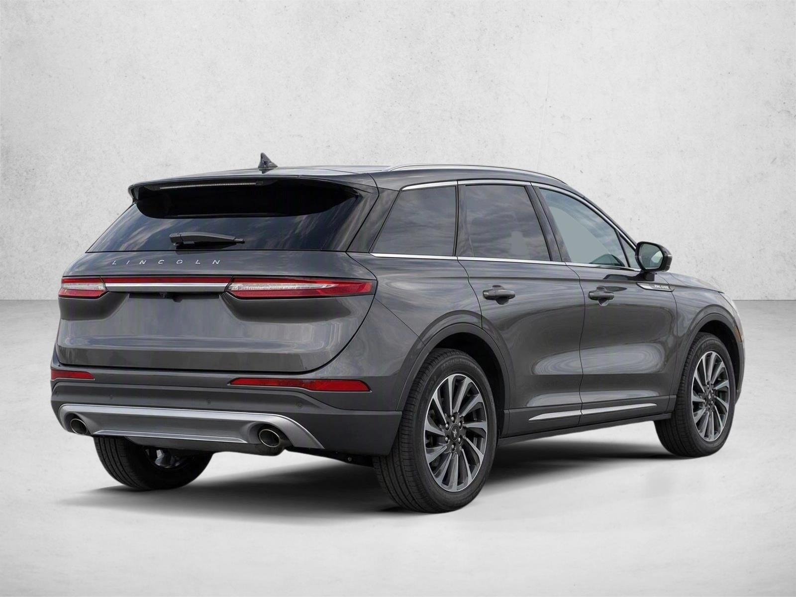 Used 2023 Asher Gray Metallic Clearcoat Lincoln Reserve image 7
