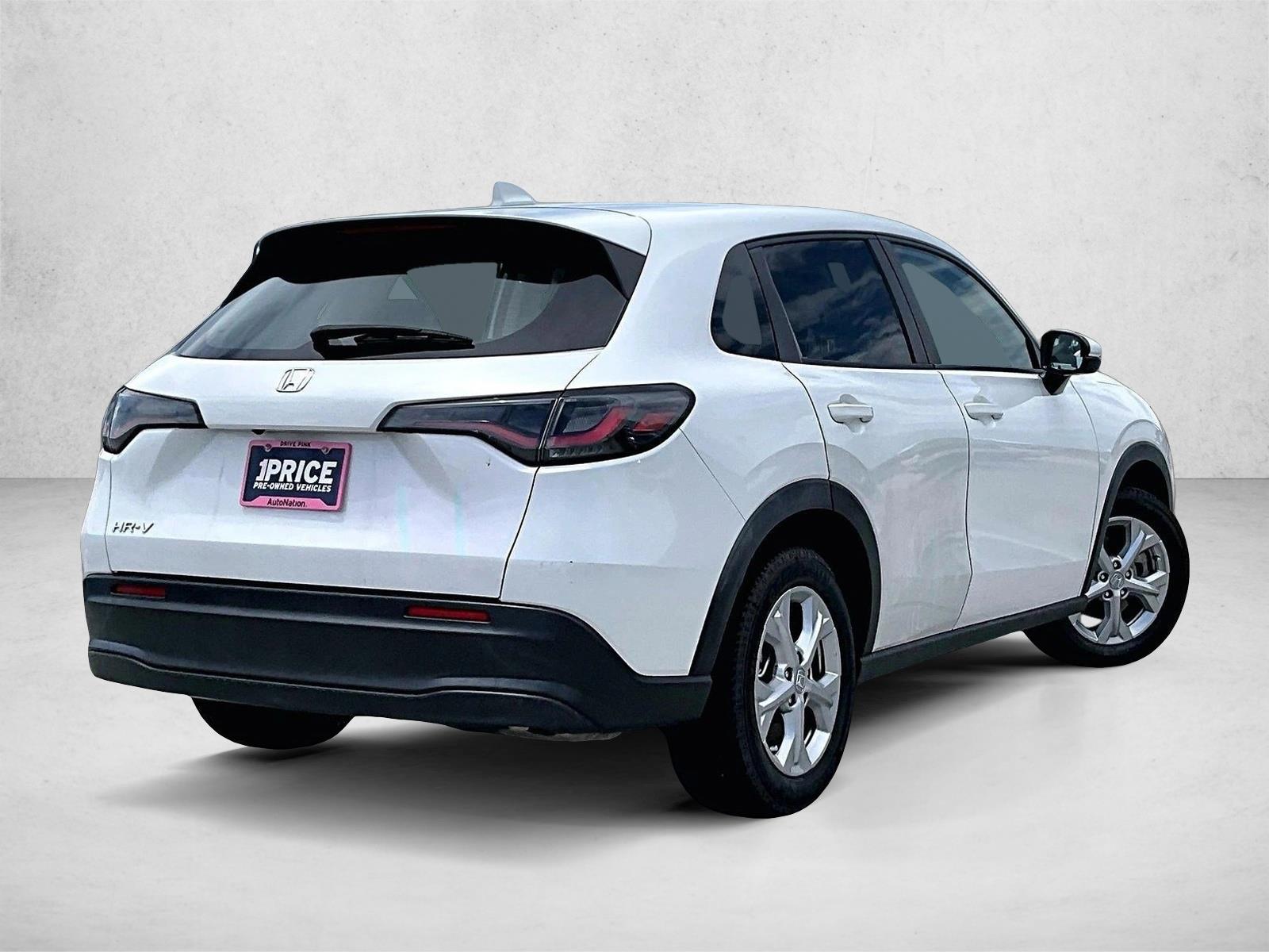 Used 2023 Platinum White Pearl Honda LX image 2