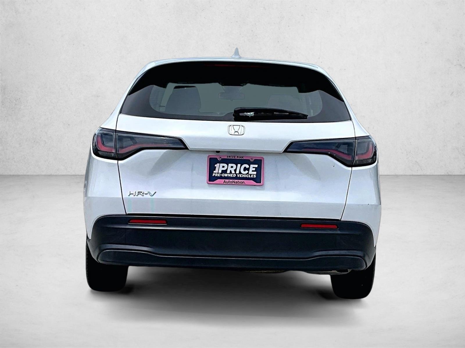 Used 2023 Platinum White Pearl Honda LX image 4