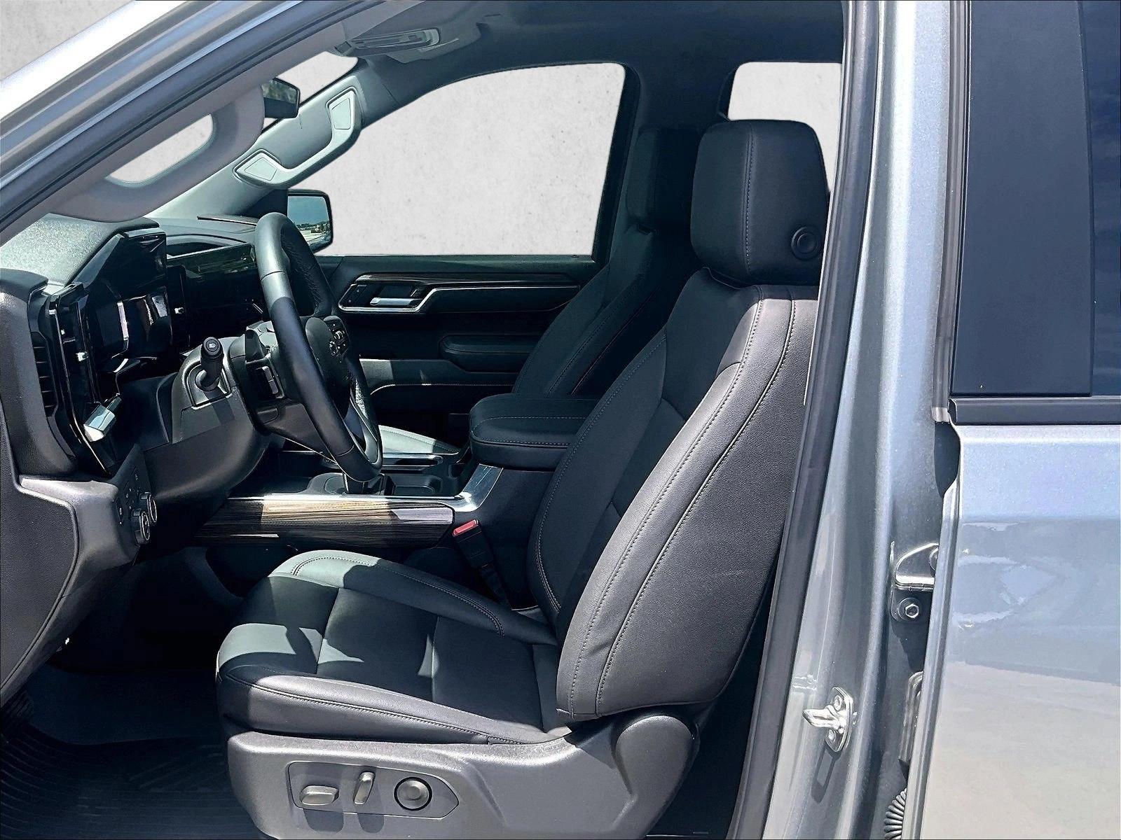 Used 2026 Sterling Gray Metallic Chevrolet LT Trail Boss image 27