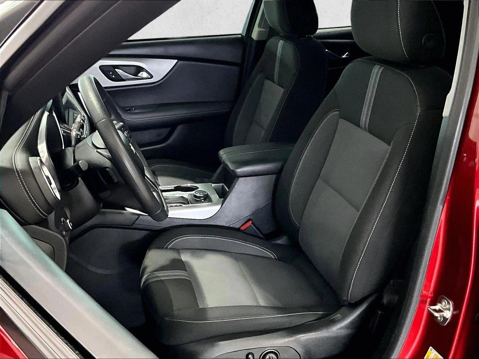 Used 2024 Radiant Red Tintcoat Chevrolet LT image 27