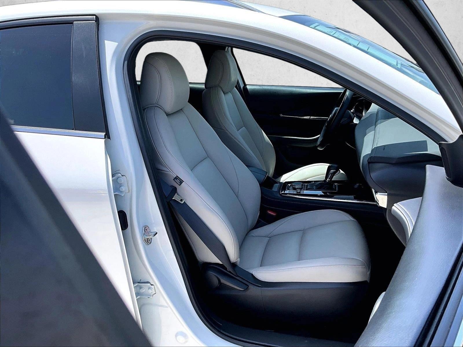 Used 2024 Snowflake White Pearl Mica Mazda 2.5 S Preferred Package image 9
