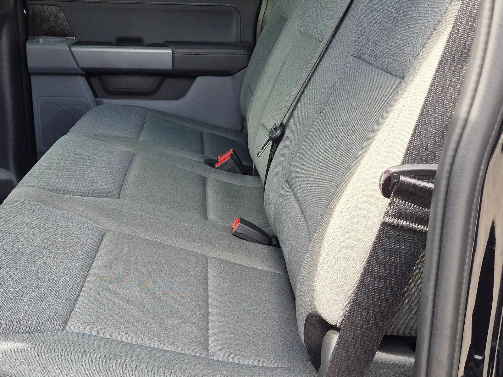 Used 2025 Agate Black Metallic Ford XLT image 18