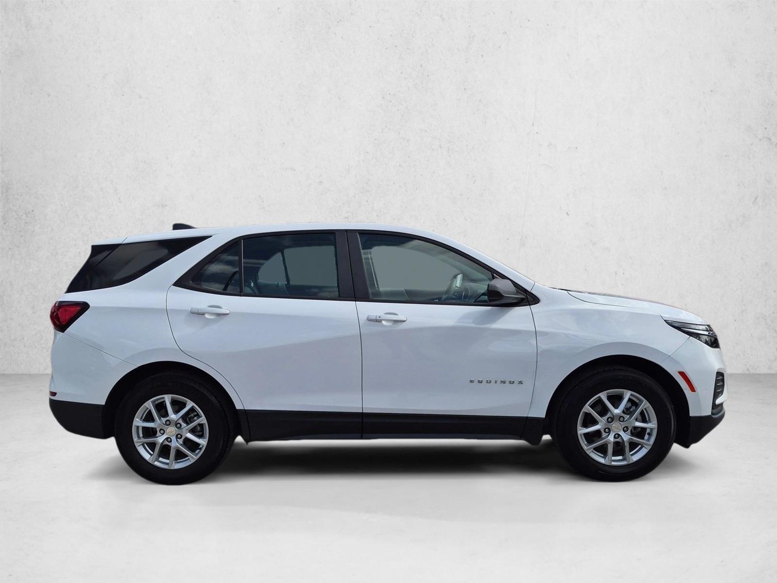 Used 2024 Summit White Chevrolet LS image 4