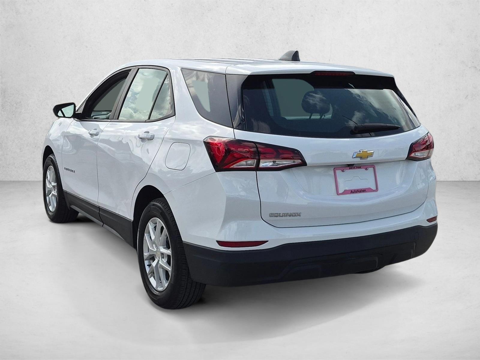 Used 2024 Summit White Chevrolet LS image 7