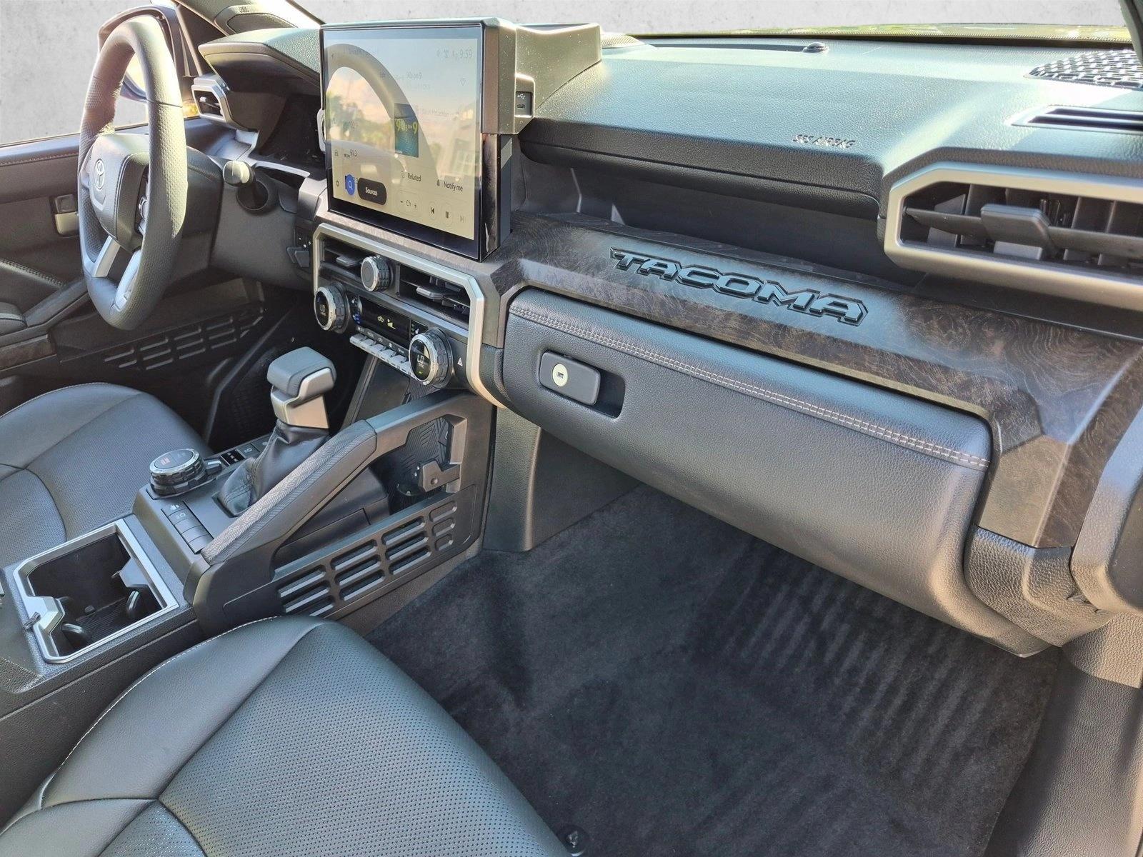 Used 2025 Bronze Oxide Toyota Limited Hybrid image 20