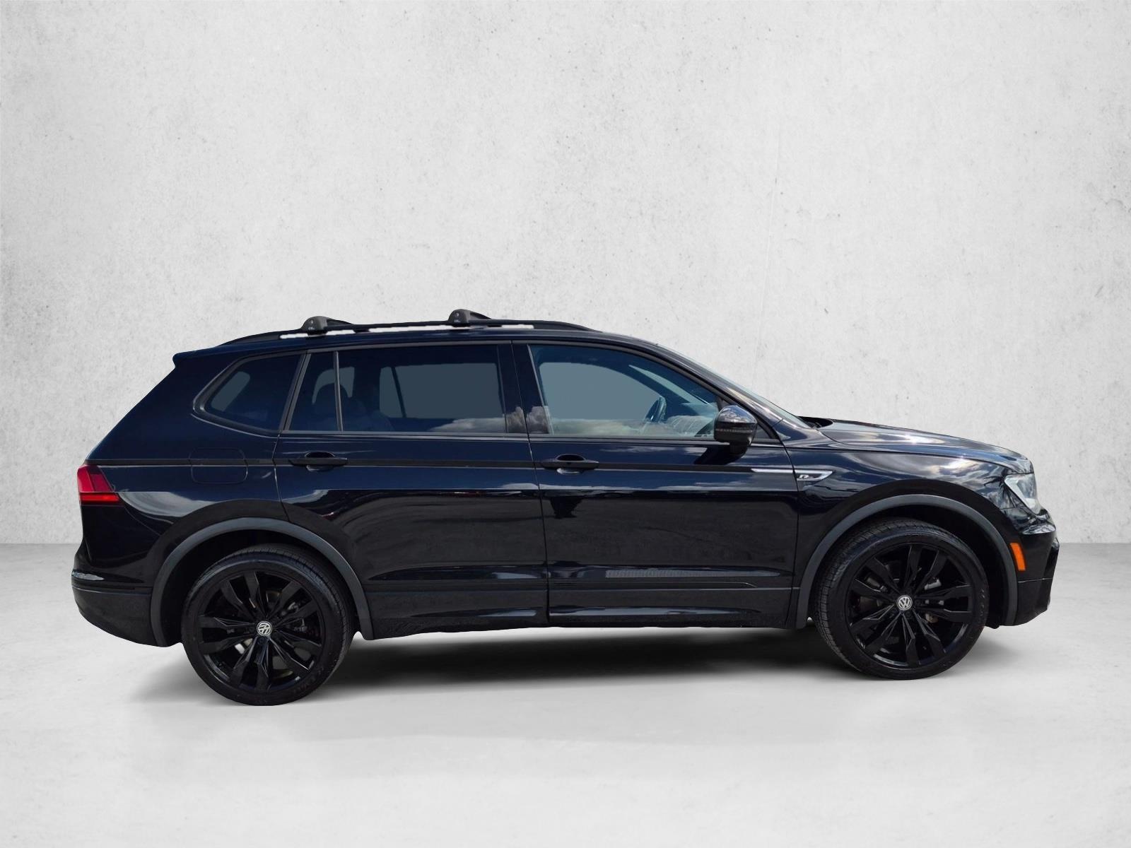 Used 2021 Deep Black Pearl Volkswagen SE R-Line Black image 4