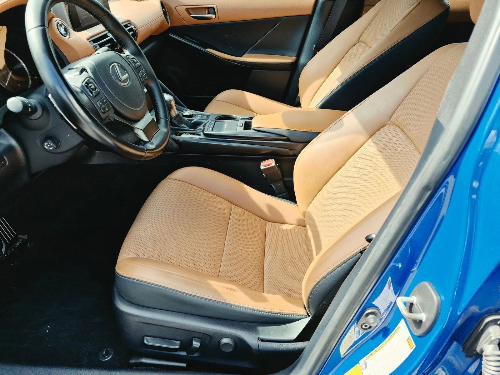 Used 2023 Grecian Water Lexus IS 300 image 15
