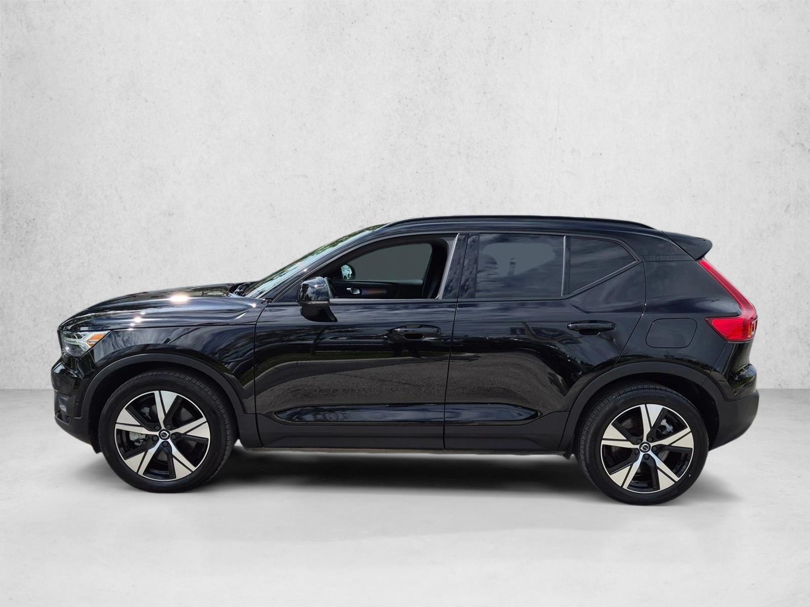 Used 2022 Onyx Black Metallic Volvo Twin Plus image 8