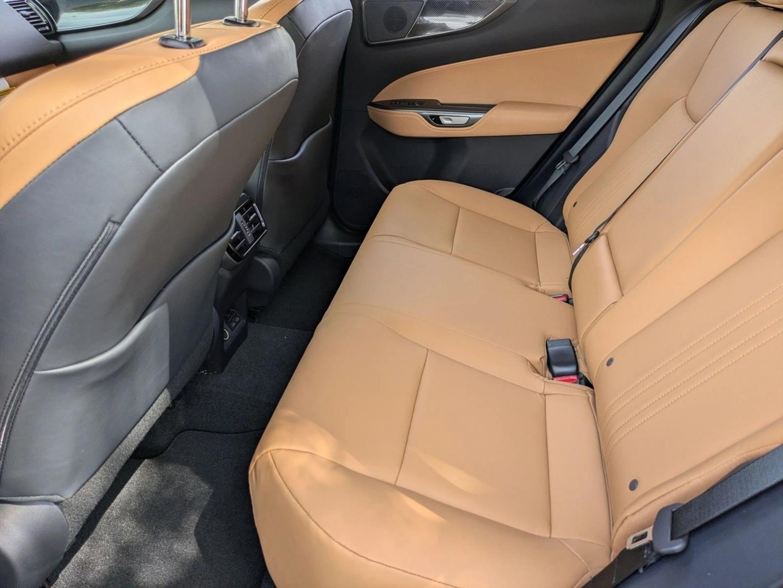 2026 Lexus NX 350 photo 11