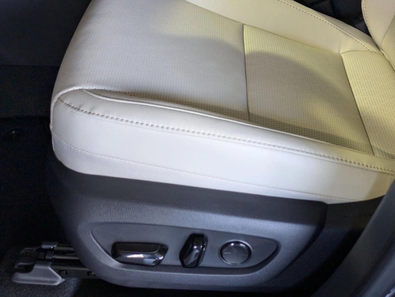 2025 Lexus RX 350 Premium photo 4