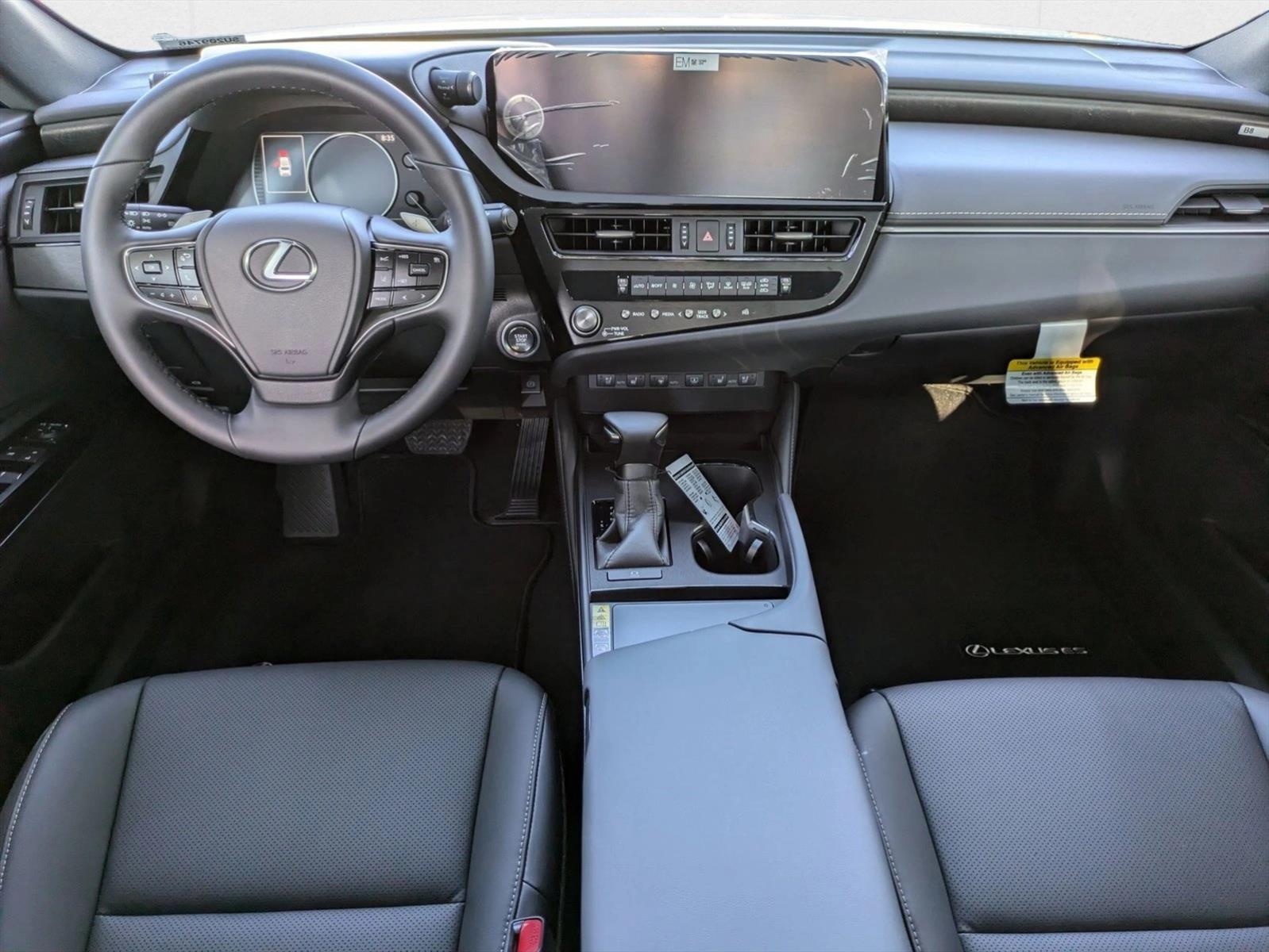 2025 Lexus ES 350 photo 13