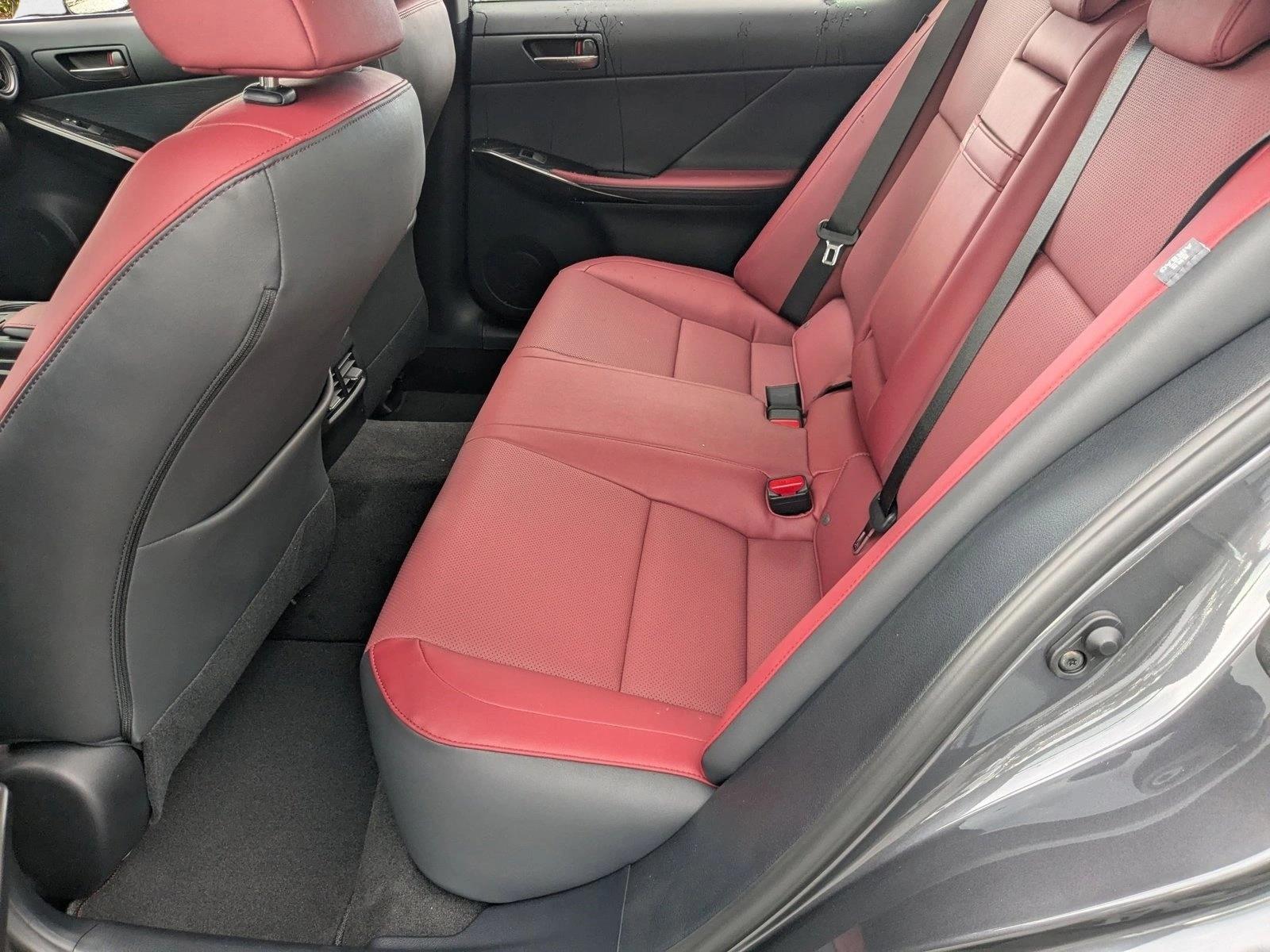 2025 Lexus IS 300 photo 14