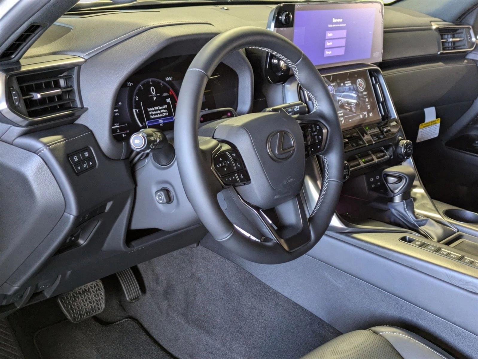 2025 Lexus LX 600 Premium photo 3