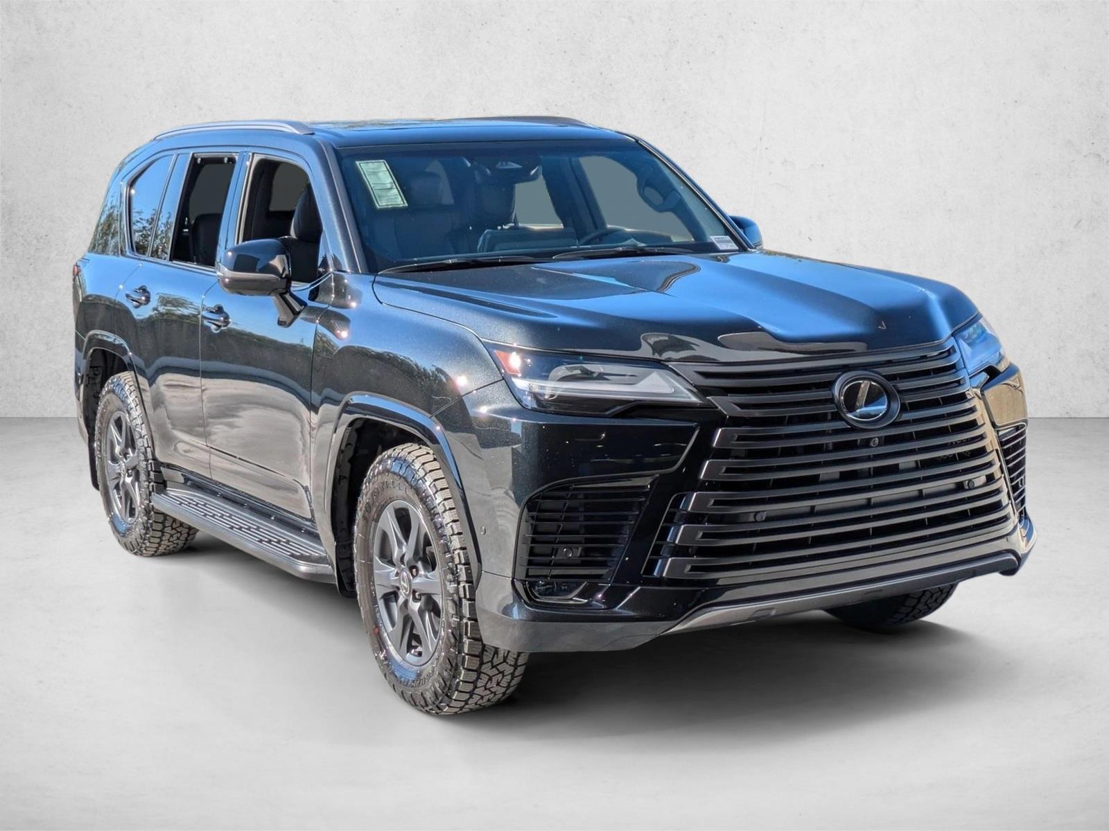 2025 Lexus LX photo 4