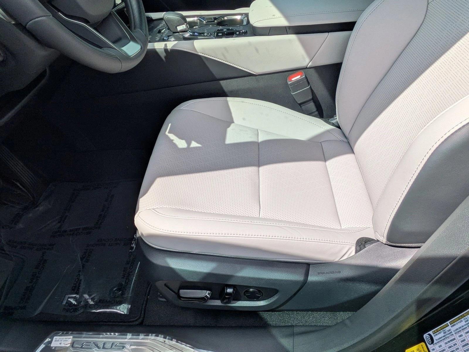 2025 Lexus RX 350 Premium photo 4