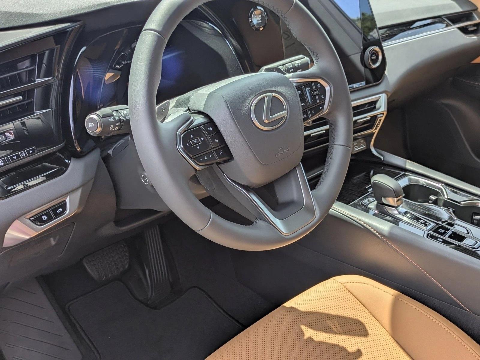 2025 Lexus RX 350 photo 3