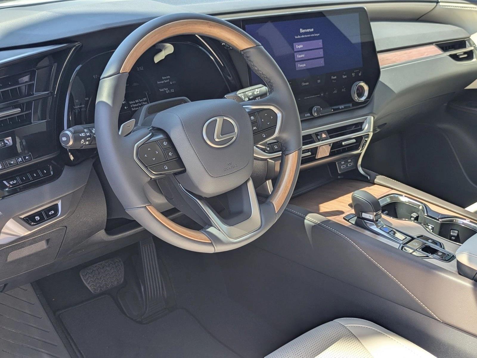 2025 Lexus RX 350h Premium AWD photo 3