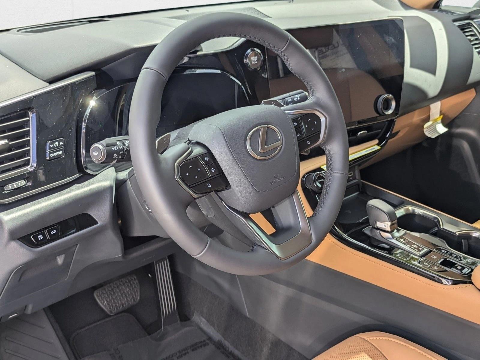 2026 Lexus NX 350 Premium photo 3