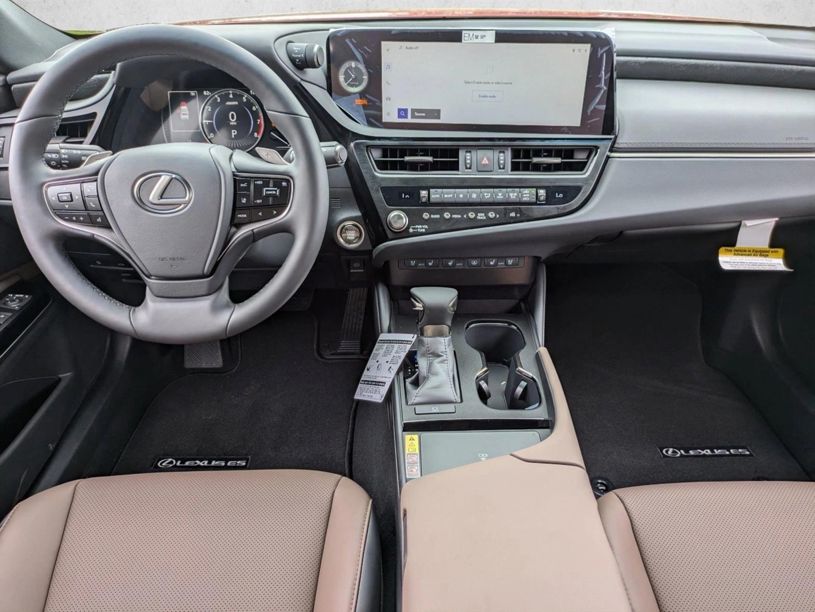 2025 Lexus ES 350 photo 13