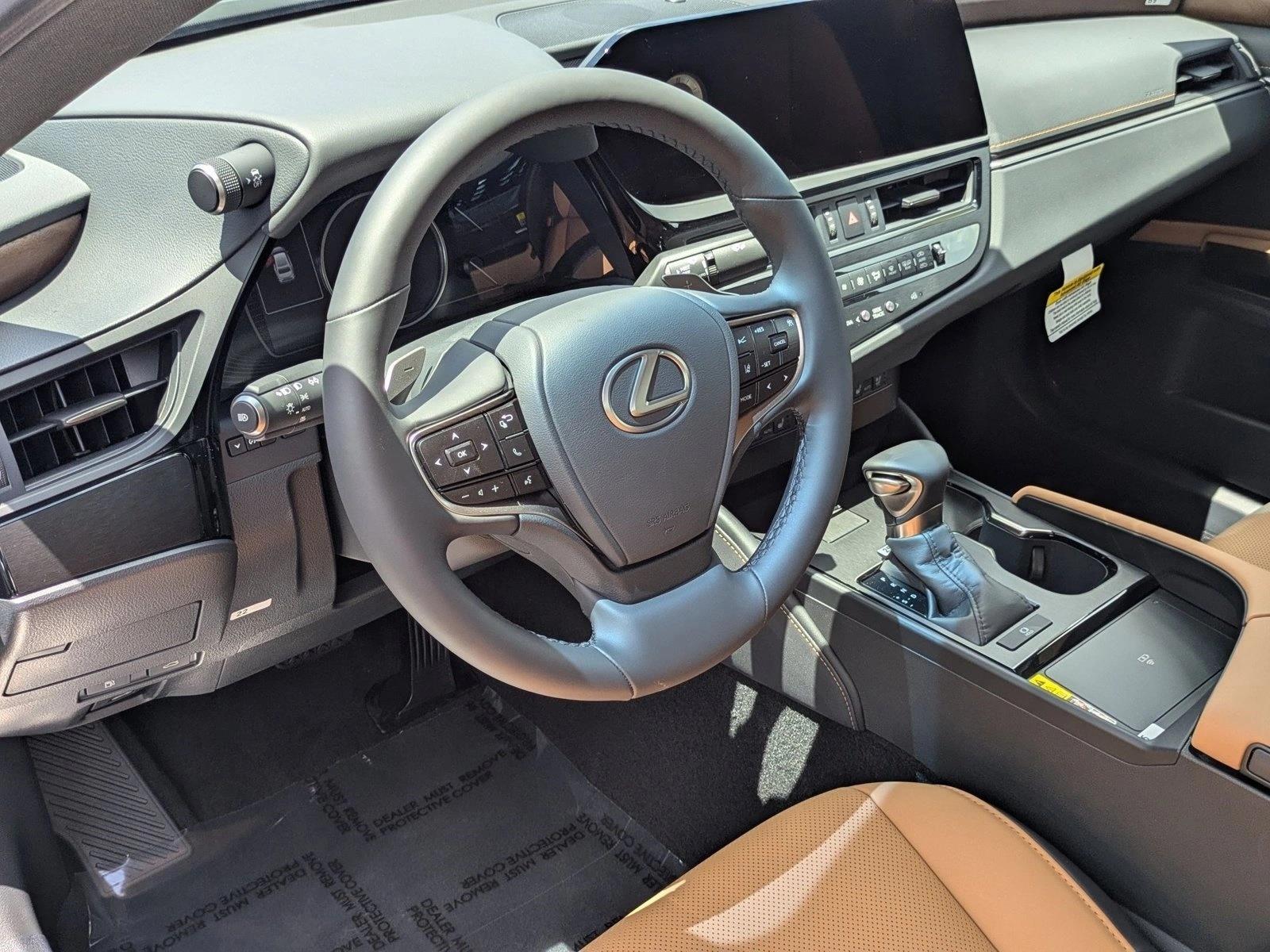 2025 Lexus ES 350 photo 3