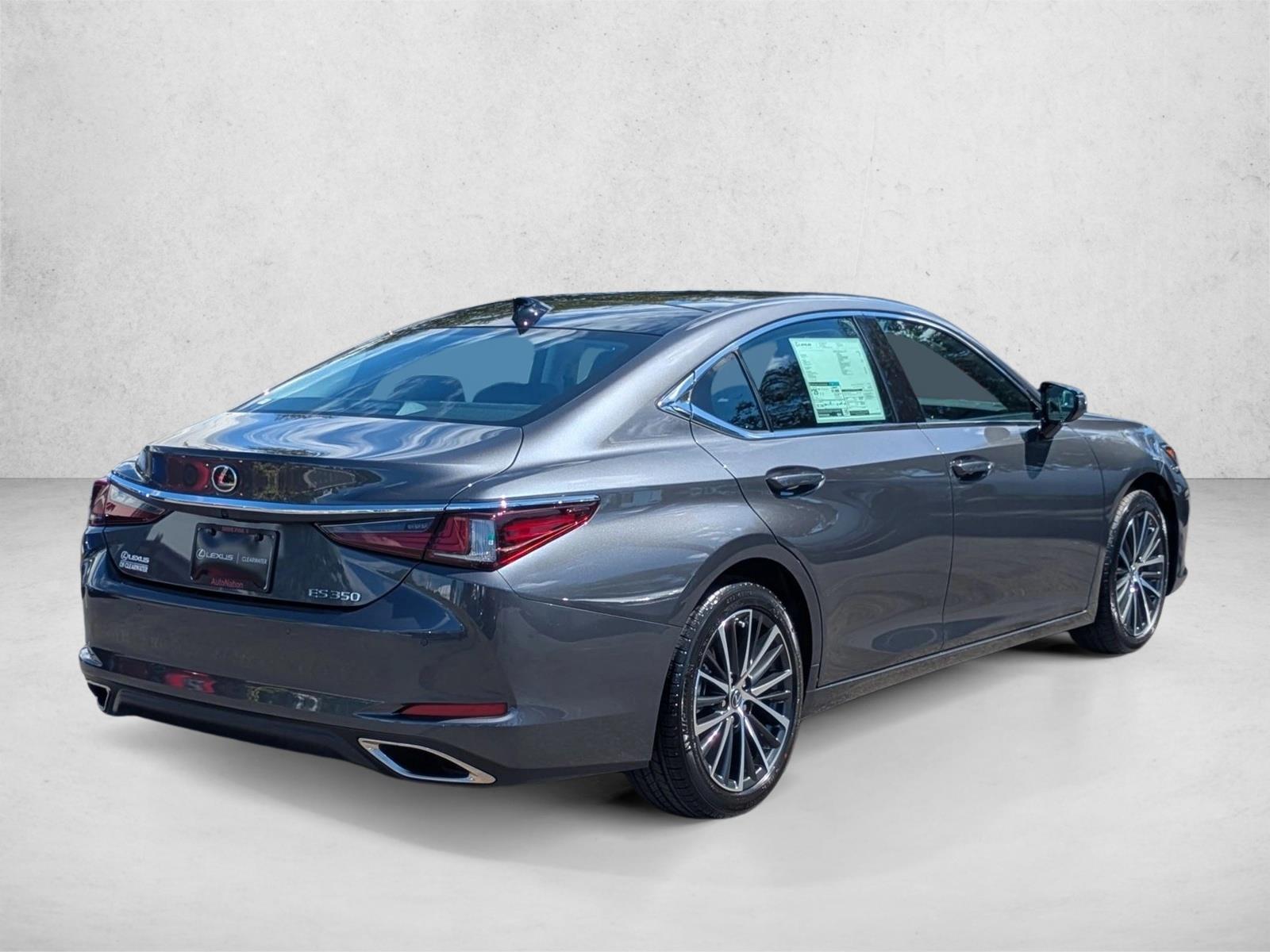 2025 Lexus ES 350 photo 2