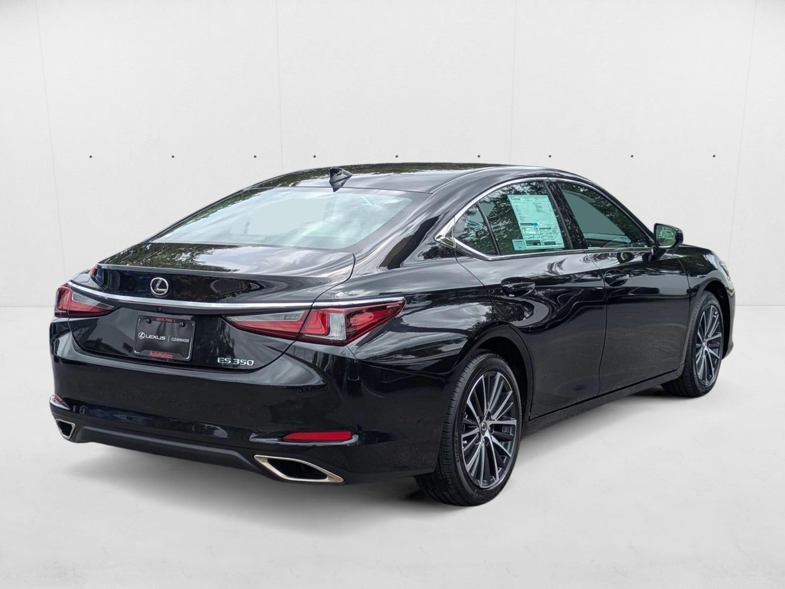 2025 Lexus ES 350 photo 2