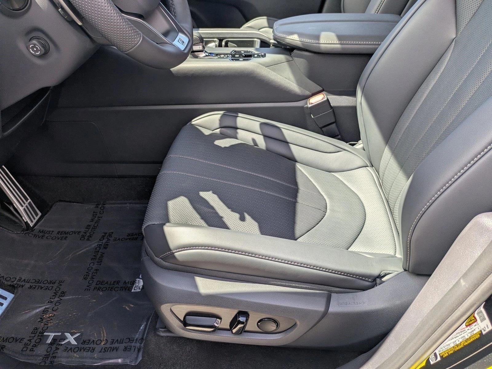 2026 Lexus TX 500h F SPORT Performance Premium photo 4