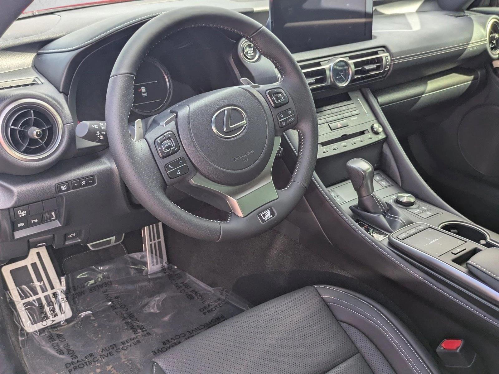 2025 Lexus RC 350 F SPORT photo 4